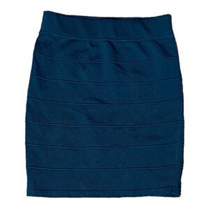 NEW. Forever 21, Gray A-Line Pleated Mini Skirt, XS.